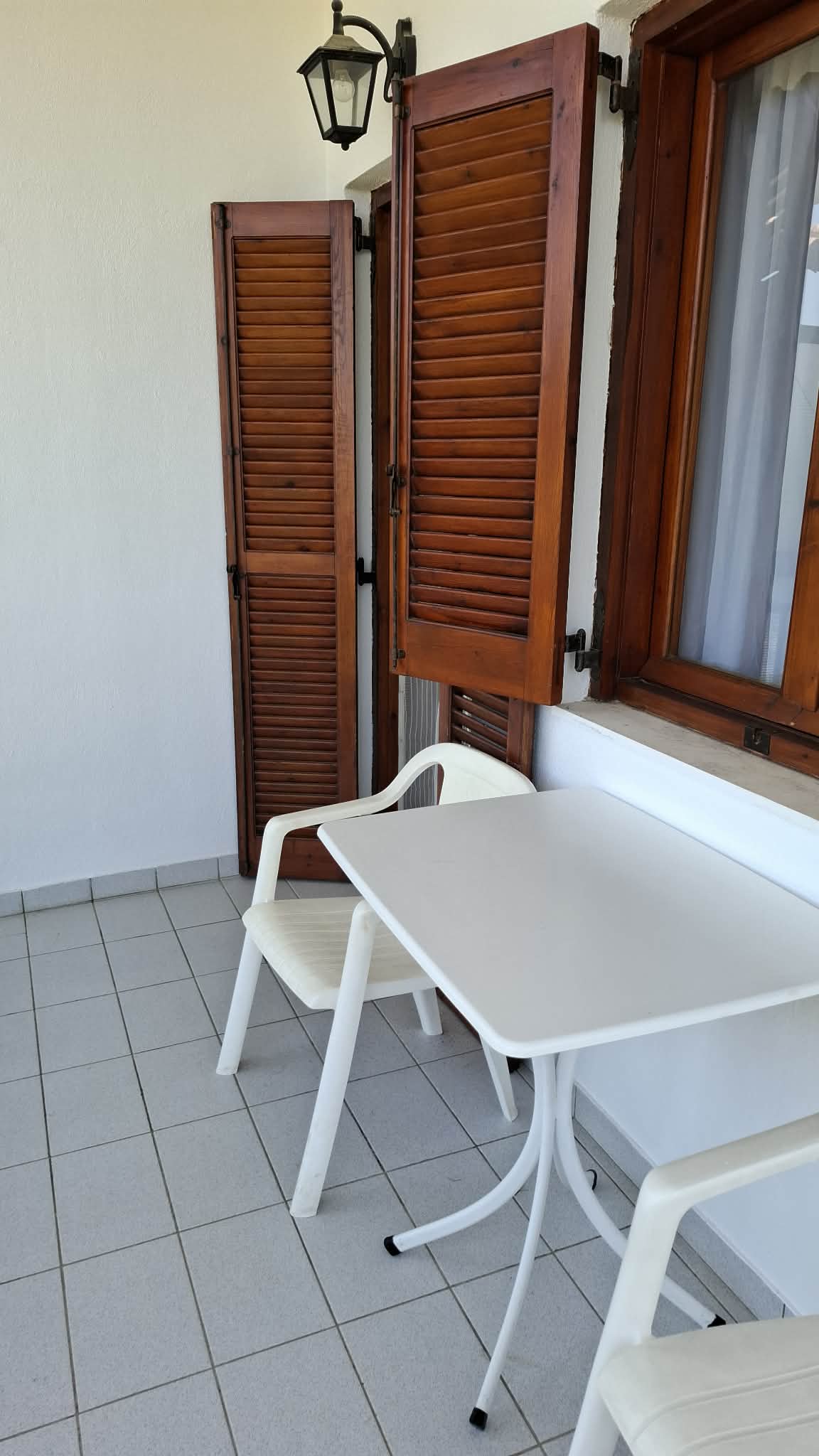 Room Number 4 Interiors