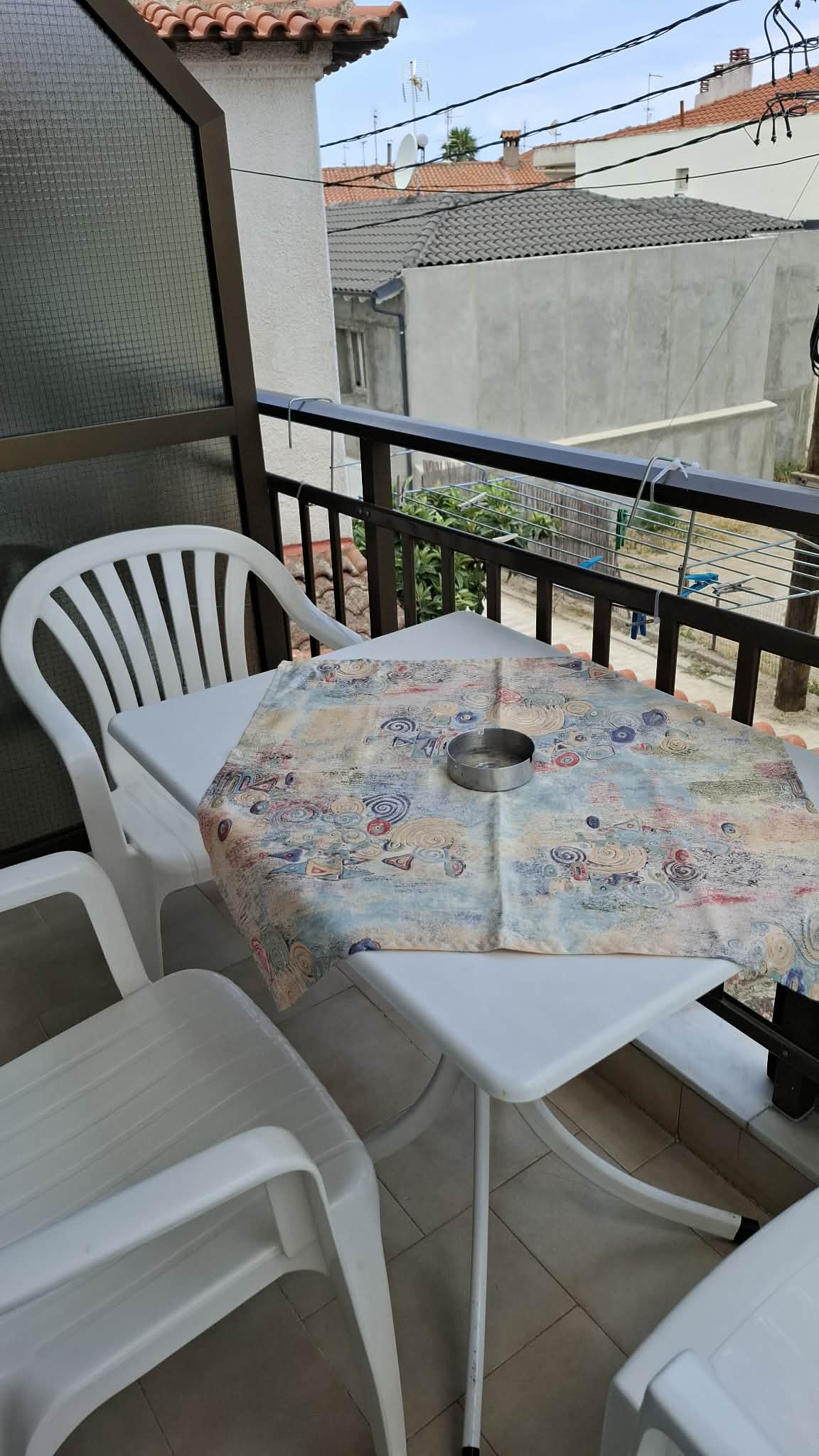 Room Number 4 Interiors